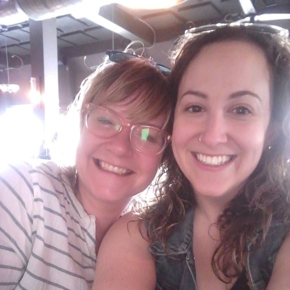 Meet your Posher, Lindsay - Picture 1 of 1